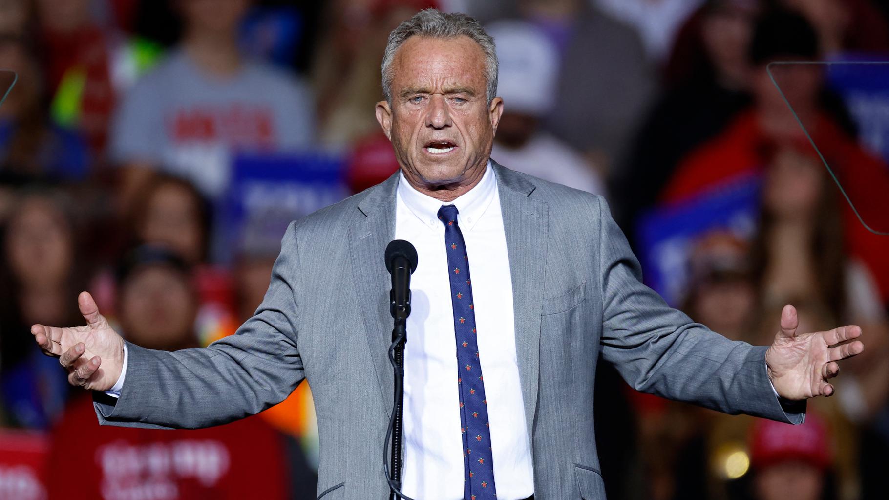 Trump continue ses nominations lunaires et choisit l’antivax Robert Kennedy Jr pour la Santé