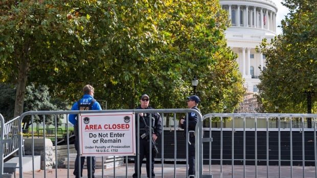 U.S. agencies warn of ongoing foreign efforts to sow election doubt | CBC News