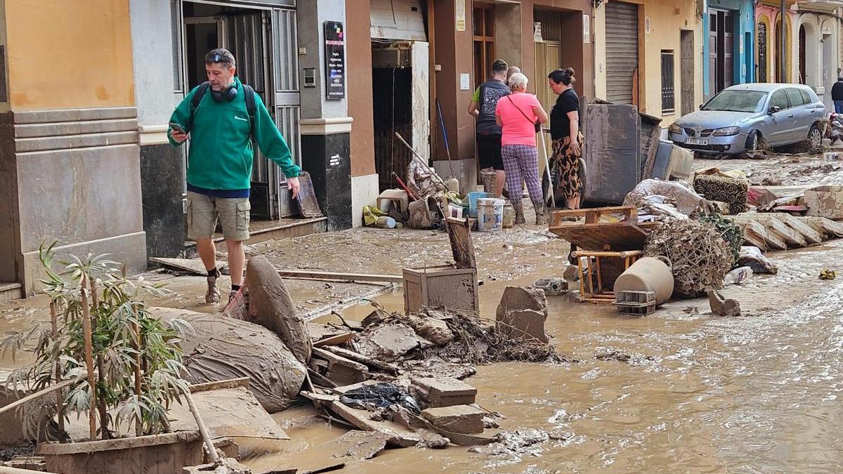 Última hora de la DANA en Valencia, Catalunya y resto de España hoy, en directo: más de 200 muertos, decenas de desaparecidos y ayuda por las inundaciones en España