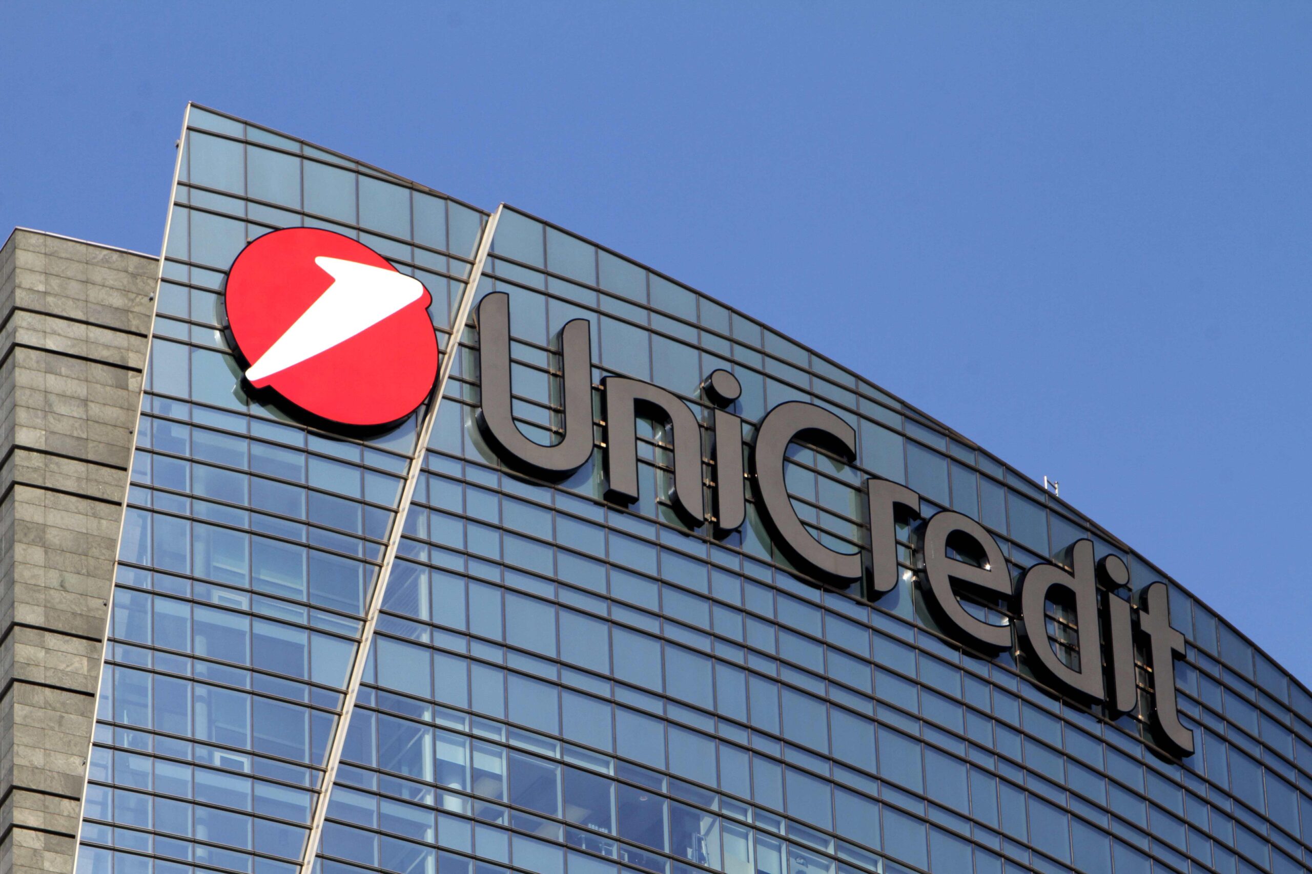 Unicredit lancia offerta di scambio volontaria su Banco Bpm