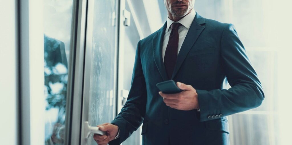 Update: Coworkers join forces to confront paralegal who blocks doors when he sees women approach: 'HR won’t do anything'