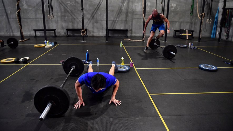 VIDEO. “La tentative a été très difficile…” Avec plus de 8 000 burpees en 12 heures, un jeune français de 24 ans bat un incroyable record