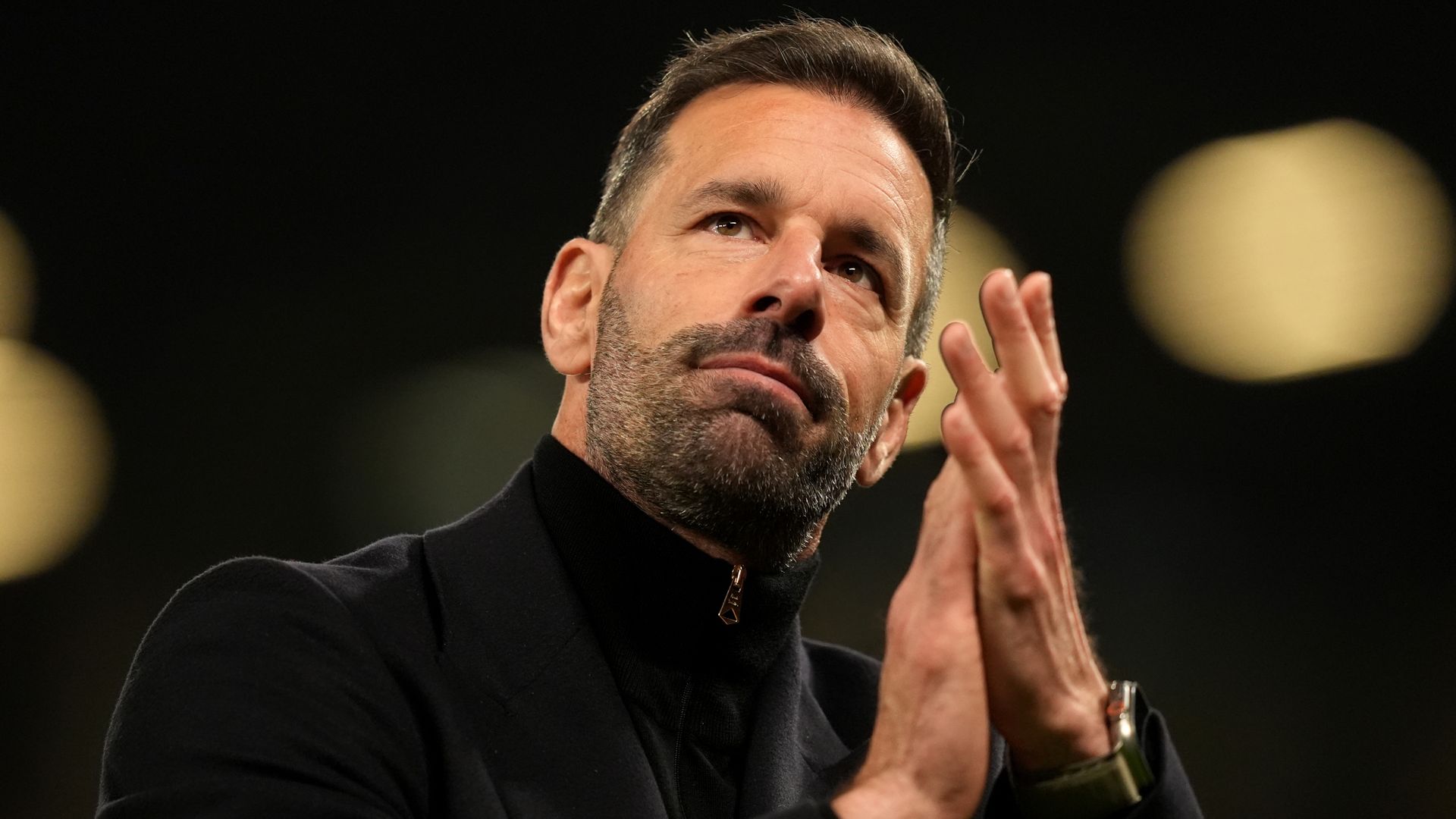 Van Nistelrooy leaves Man Utd as Amorim takes charge