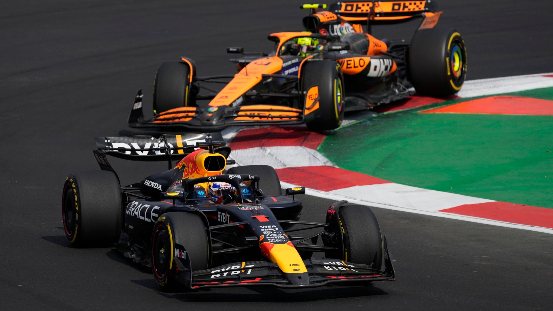 Verstappen claims he would have won title in a McLaren 'much earlier'