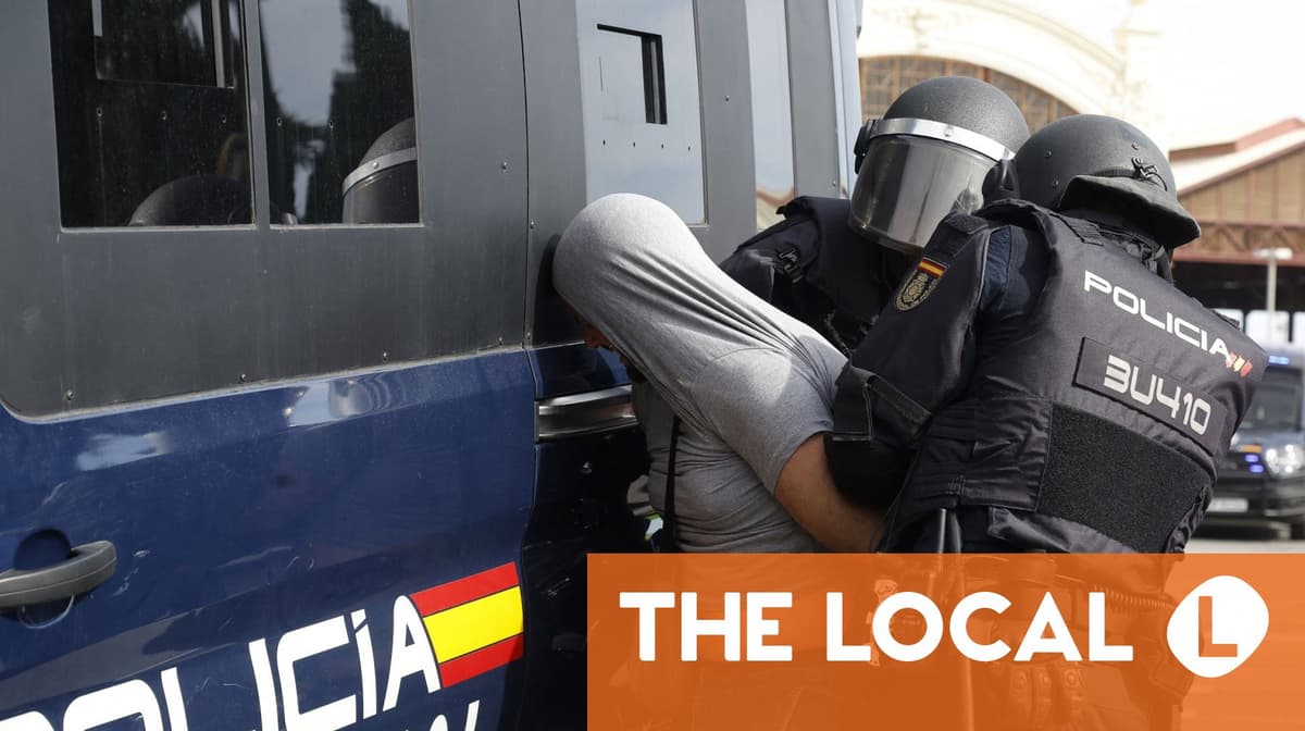 What are the rules on stop and search in Spain?