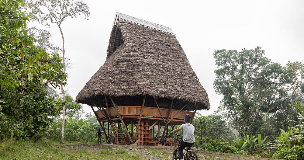 al borde employs ancestral techniques with yuyarina pacha library in ecuadorian amazon