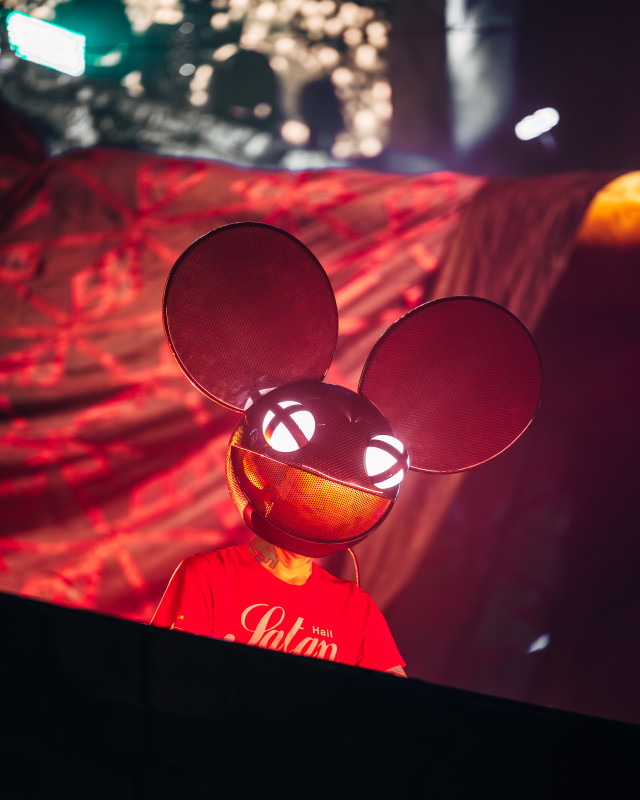 deadmau5 Teases New Simulator Game Starring His Beloved Cat, Meowingtons