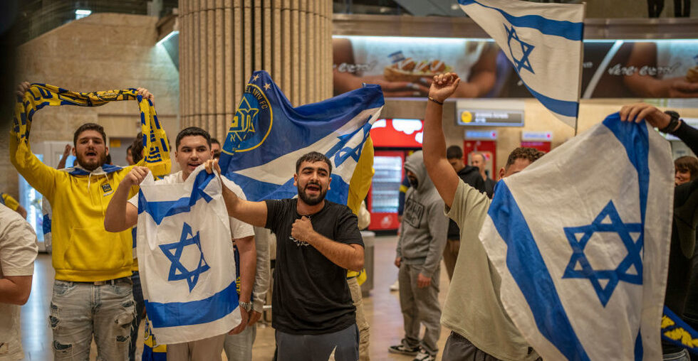 https://www.rt.com/news/607447-france-to-mount-huge-security/Paris mounts huge security operation for France-Israel match