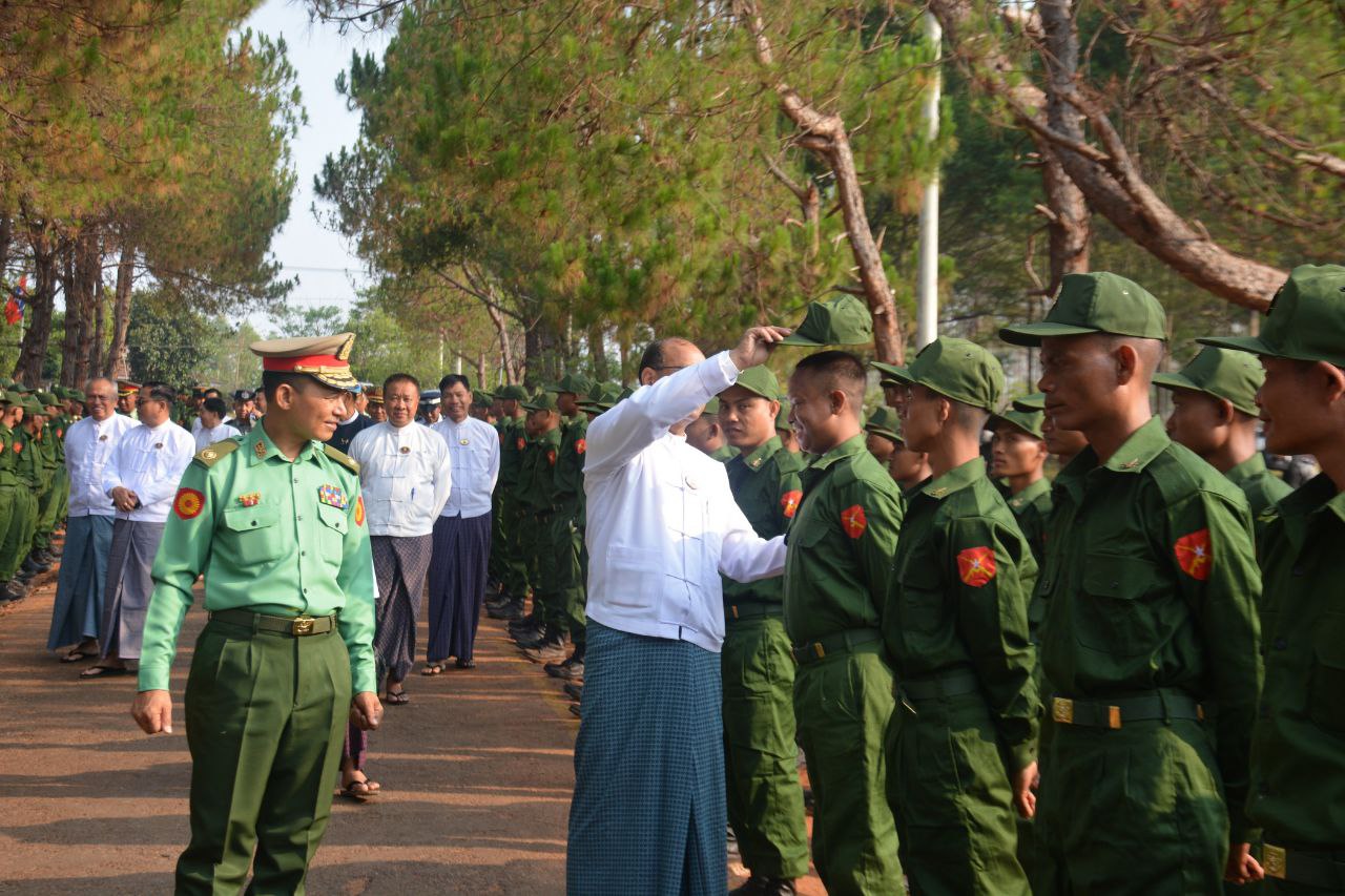 ပဲခူးတွင်လမ်းသွားလမ်းလာများကို စစ်တပ်ကဖမ်းကာစစ်သင်တန်းပို့ – Myanmar Now