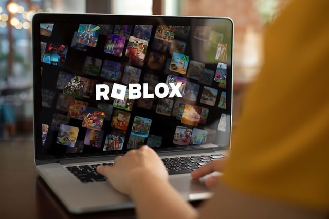 Roblox will now give users 25% more of its in-game currency if you buy Robux on its website